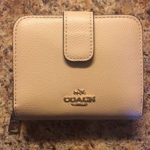 NWOT Coach wallet